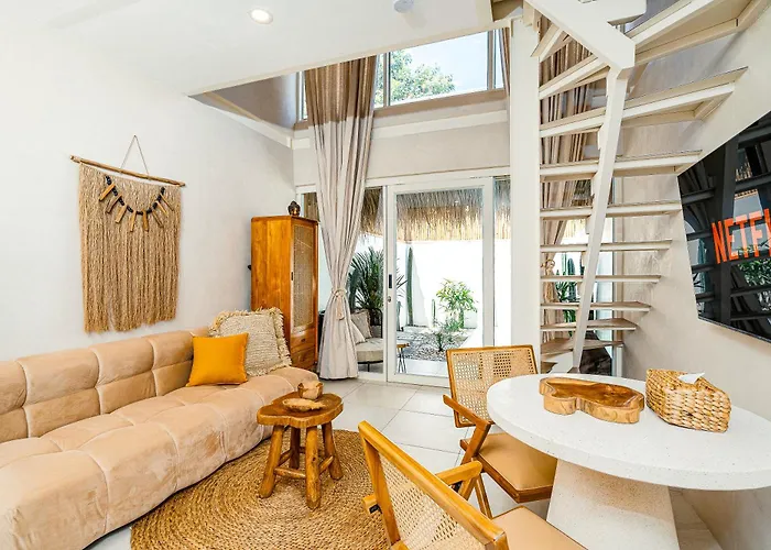 Aesthetic 1br Mezzanine Casa Vanille With Private Pool Near -bali * 乌鲁瓦图