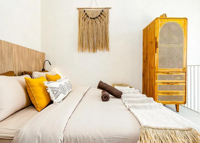 别墅 Aesthetic 1br Mezzanine Casa Vanille With Private Pool Near -bali *