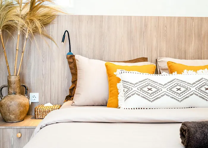 Aesthetic 1br Mezzanine Casa Vanille With Private Pool Near -bali 别墅 *