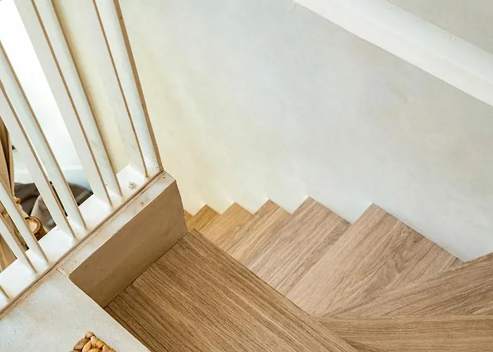 Aesthetic 1br Mezzanine Casa Vanille With Private Pool Near -bali 乌鲁瓦图